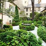 Apartment Rue De Seine In Paris