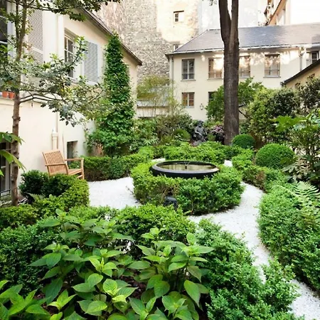 Rue De Seine In Appartamento